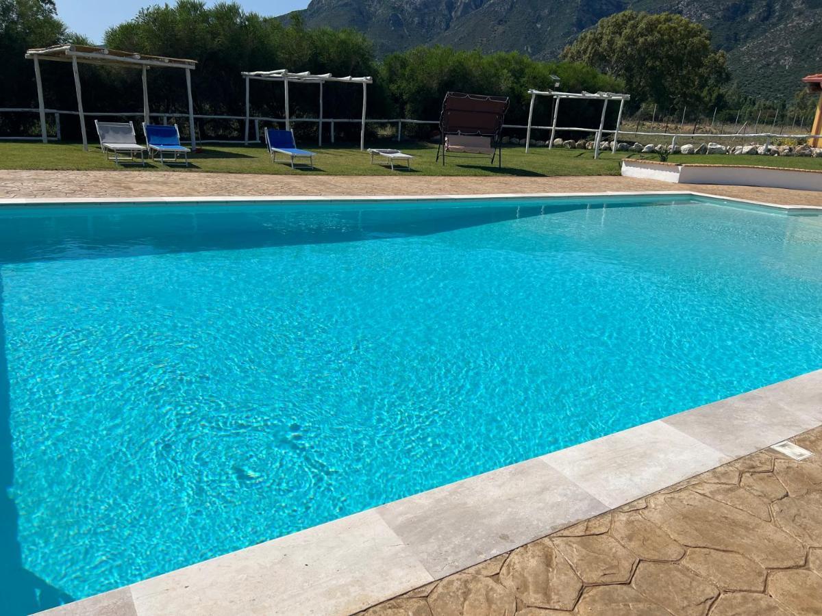 Case Vacanza Marganai Iglesias Bagian luar foto